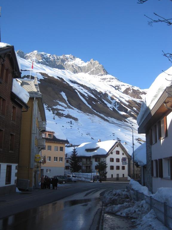 Hotel Des Alpes Realp Exterior foto